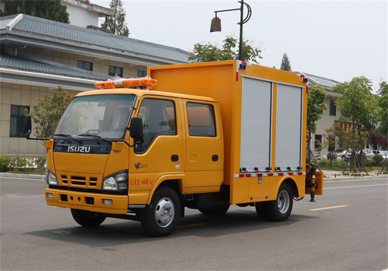 五十鈴尾部帶吊款救險車 多功能搶險救援的得力助手